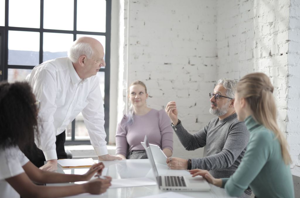 Consulting team working together in a bright office